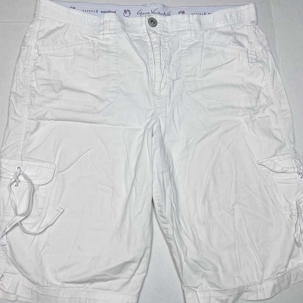 Women’s 16 Gloria Vanderbilt Bermuda Shorts